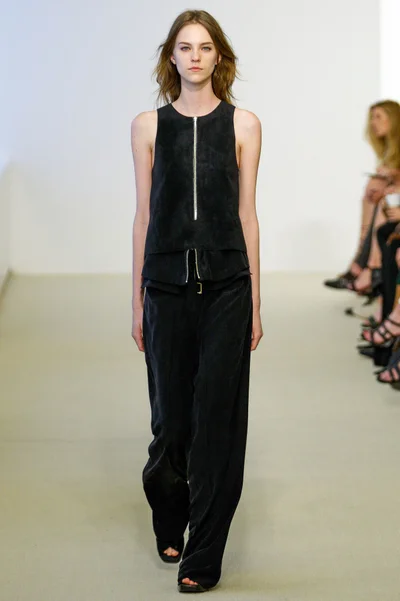 Look 19